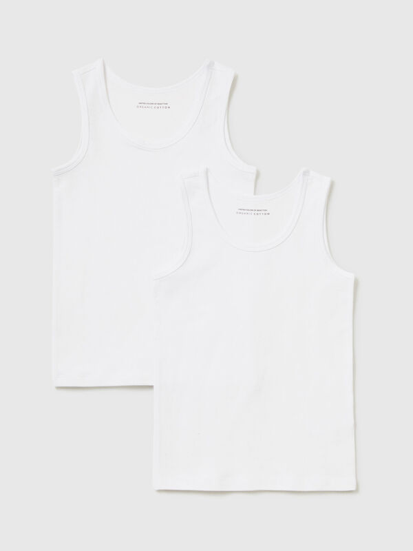 Duas t-shirts sem mangas em algodão orgânico stretch