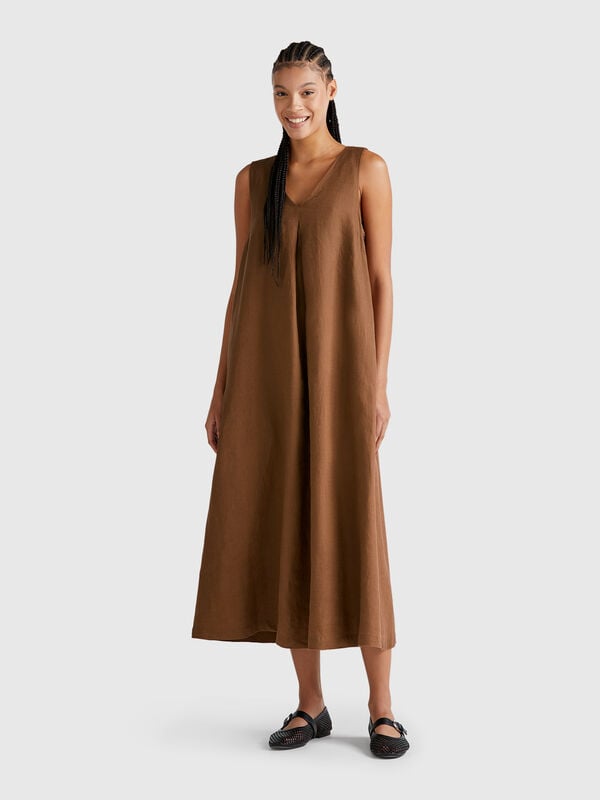 Vestido sem mangas em linho puro Mulher