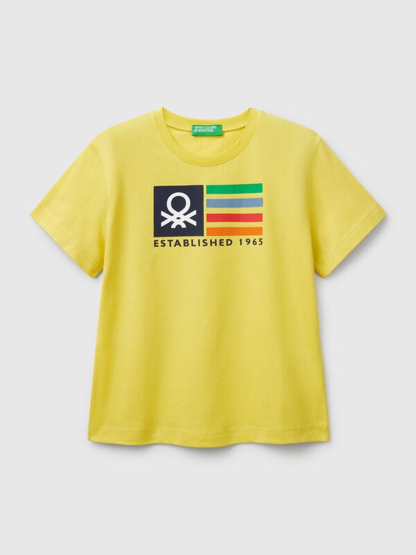 T-shirt com estampa logótipo Menino