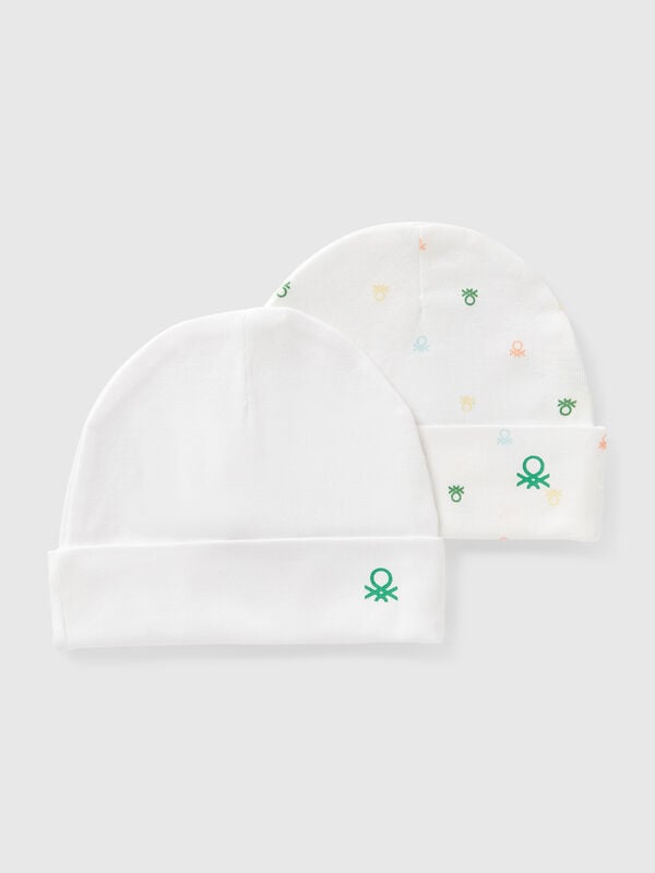 Dois gorros em algodão  Recém-nascido