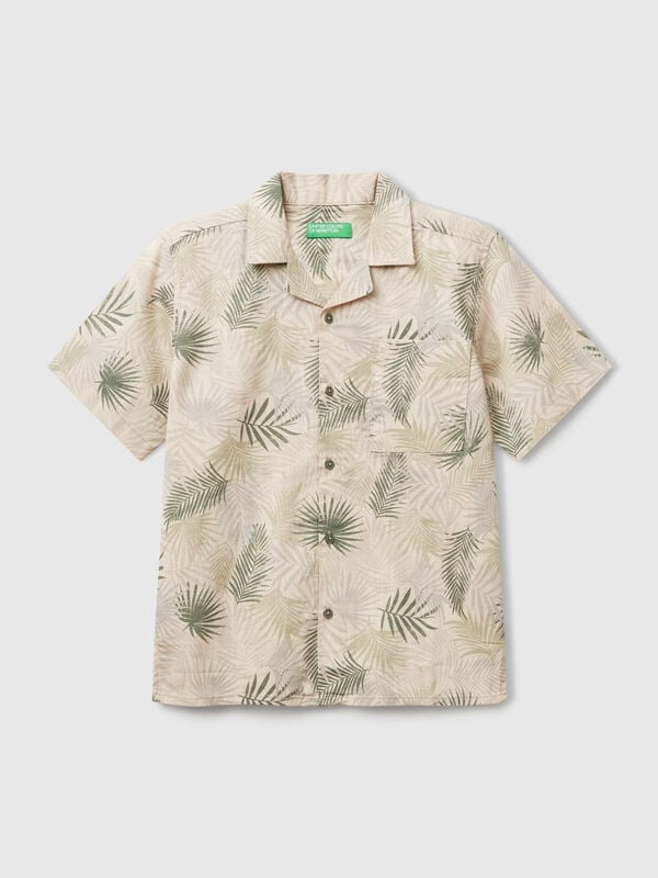 Camisa com estampa tropical Menino