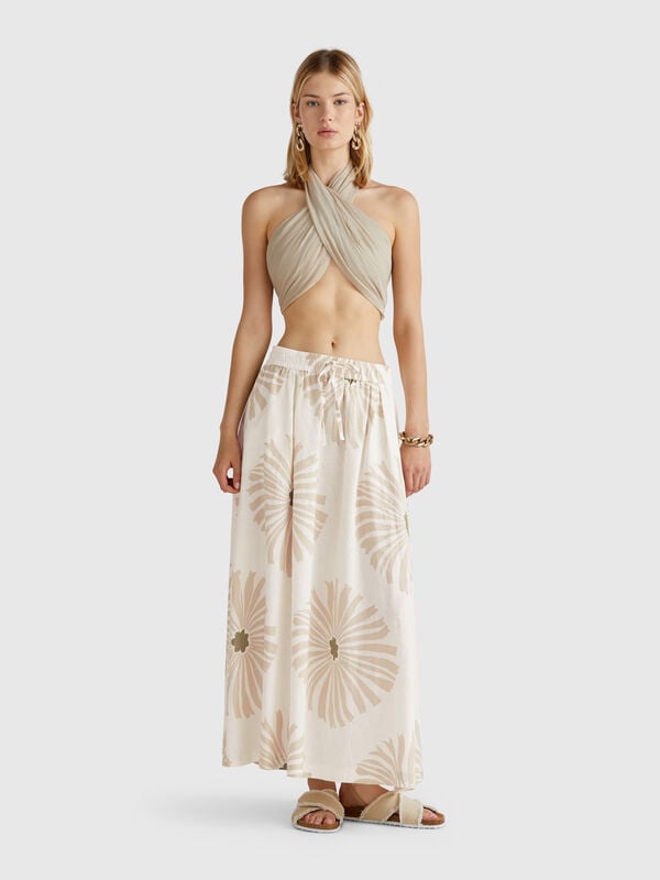Saia midi com estampa de flores Mulher