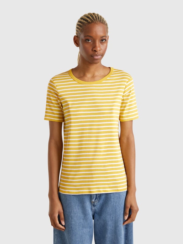 T-shirt de gola alta às riscas Mulher