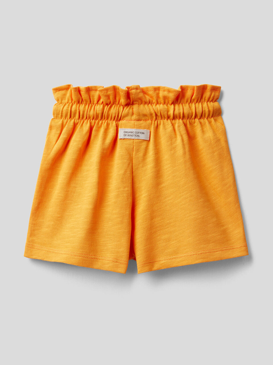 Bermudas em algodão orgânico cor sólida image number 2