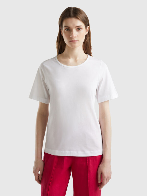 T-shirt branca com manga curta Mulher