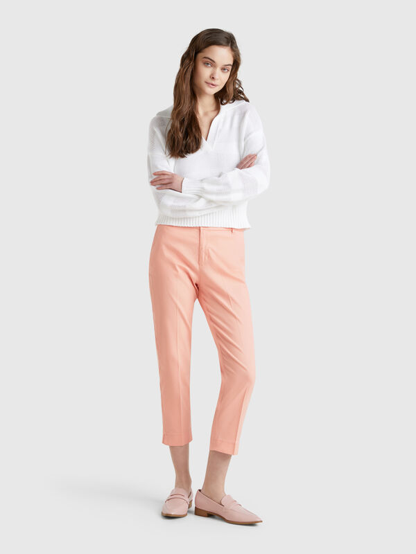 Chinos cropped em algodão stretch Mulher