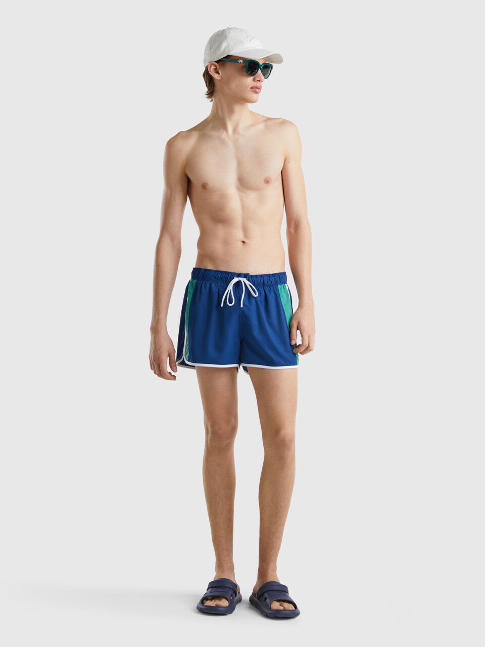 Boxers de banho com faixas laterais