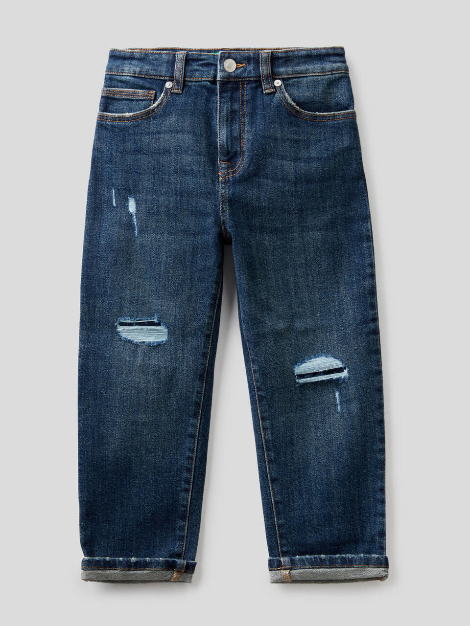 Jeans slouchy com rasgos image number 1