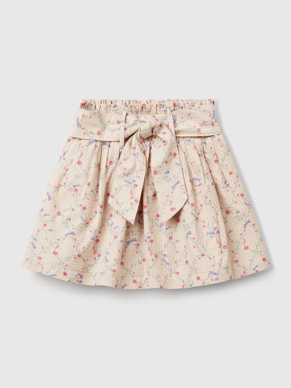 Saia às flores com laço Menina