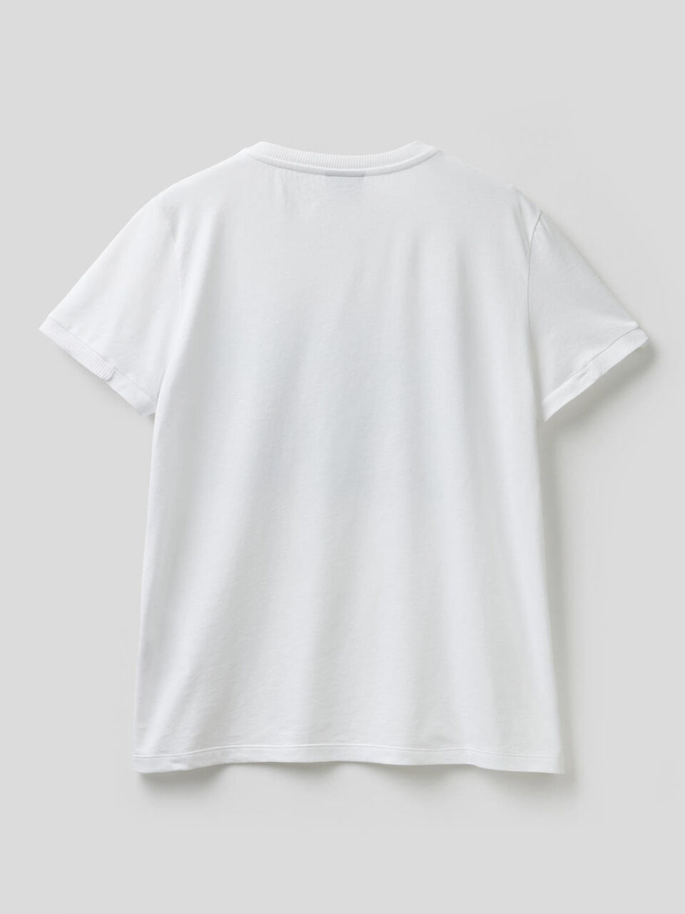 T-shirt com painel em lantejoulas image number 2