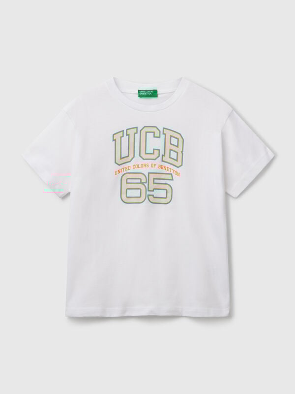 T-shirt com logótipo Menino