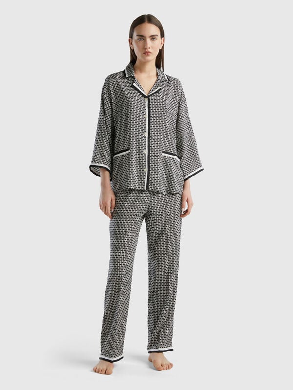 Pijama Monogram em viscose sustentável Mulher