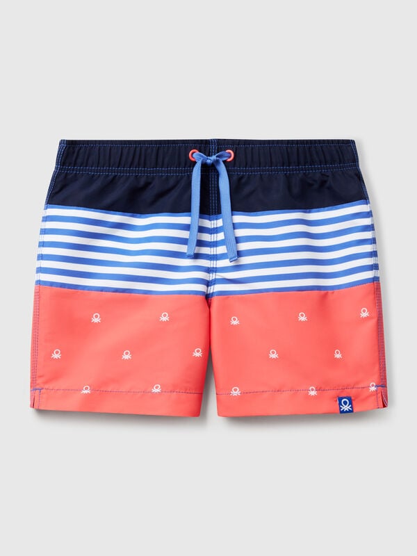 Boxers de banho com riscas e logótipos Menino