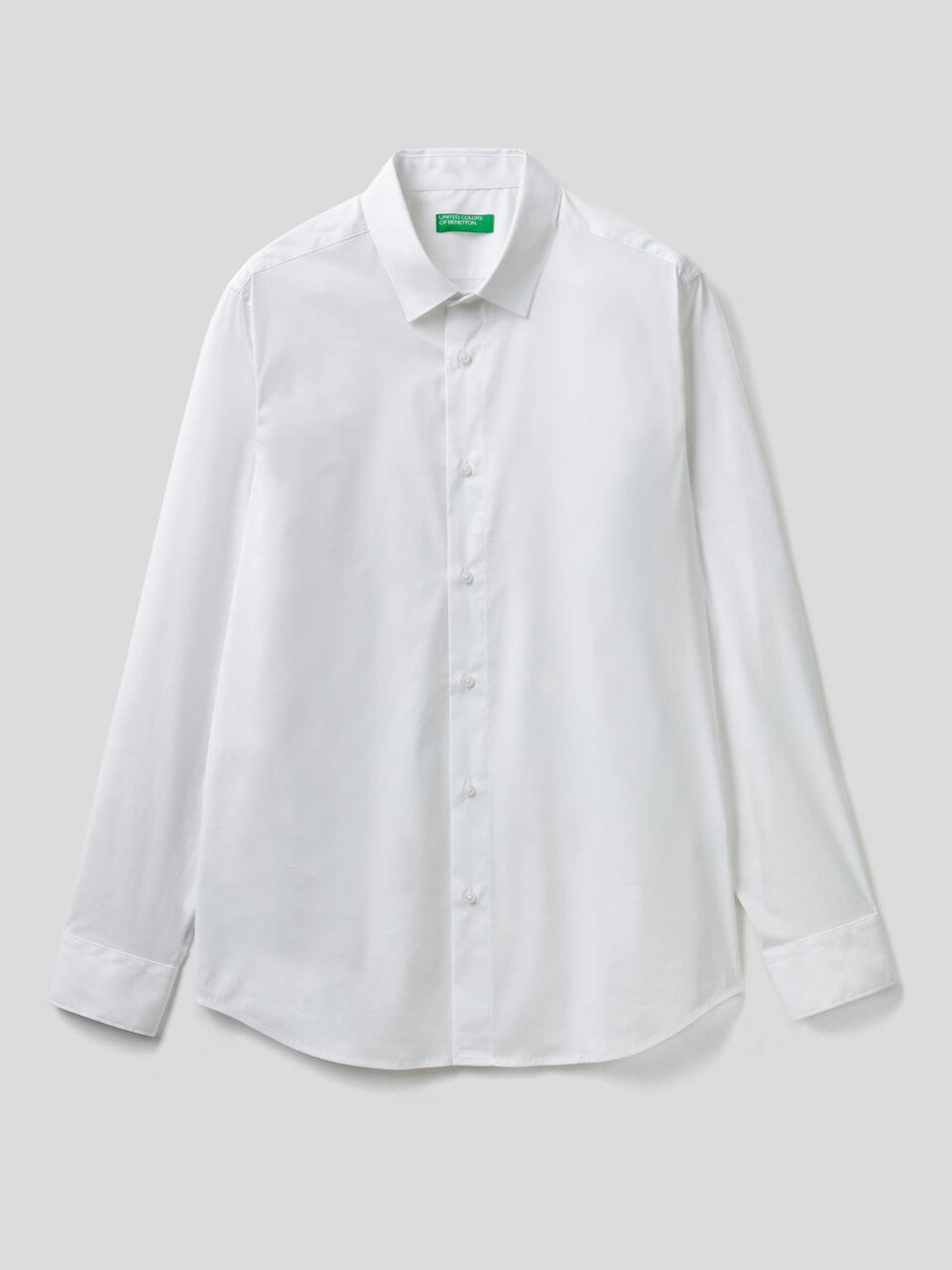Camisa slim fit cor sólida image number 1
