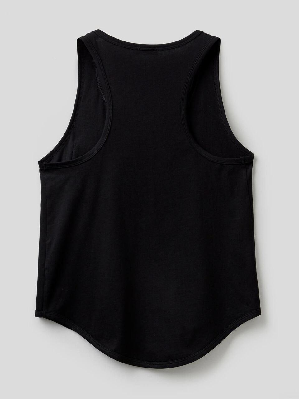 Top com bolso em lantejoulas image number 2