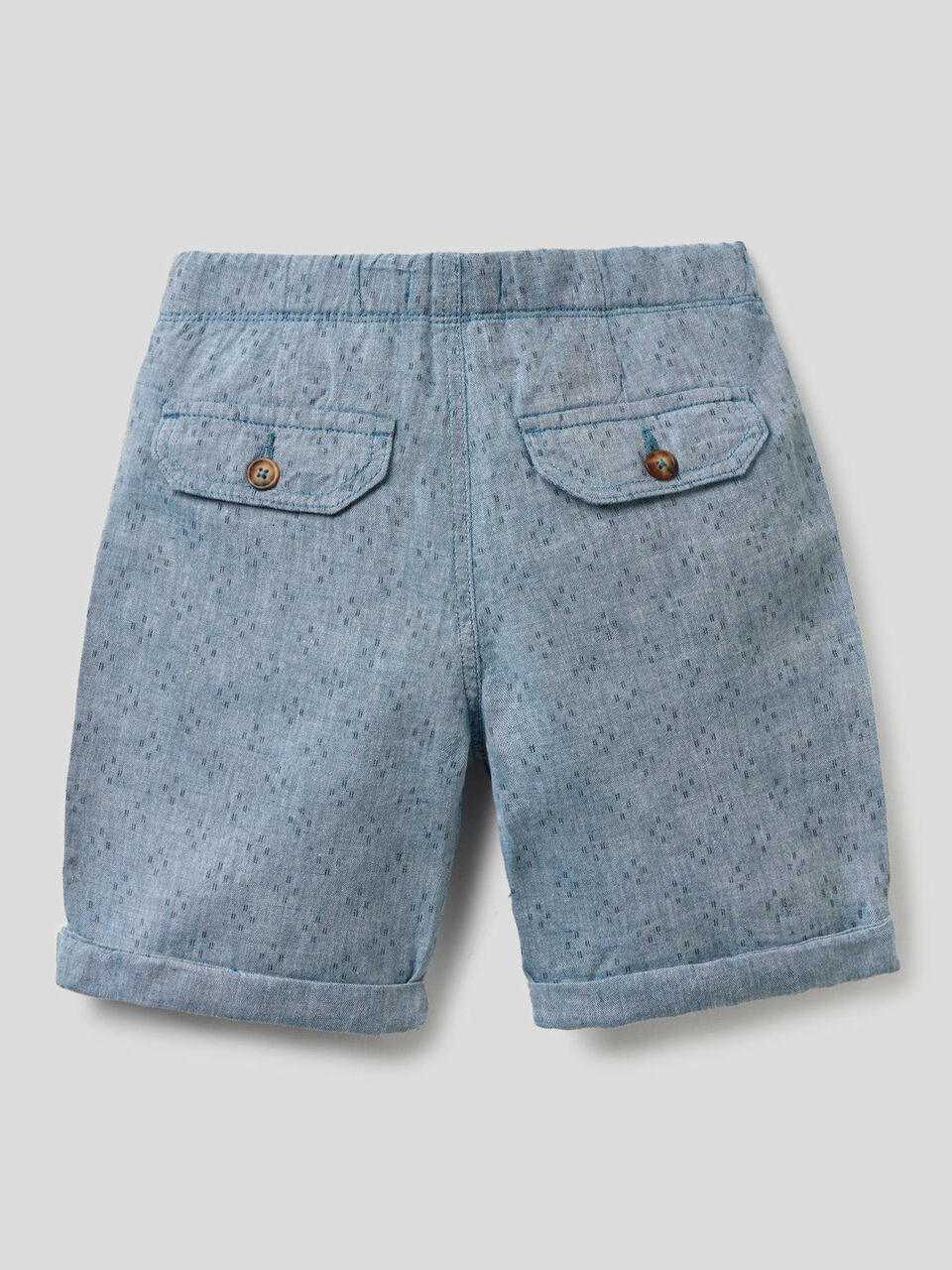 Bermudas em mescla de algodão e linho image number 2