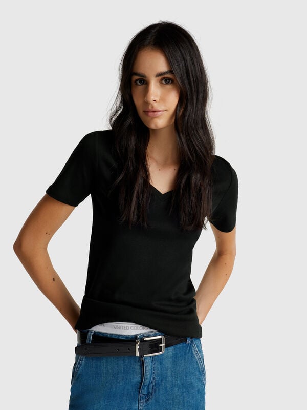 T-shirt em algodão puro com decote em V Mulher