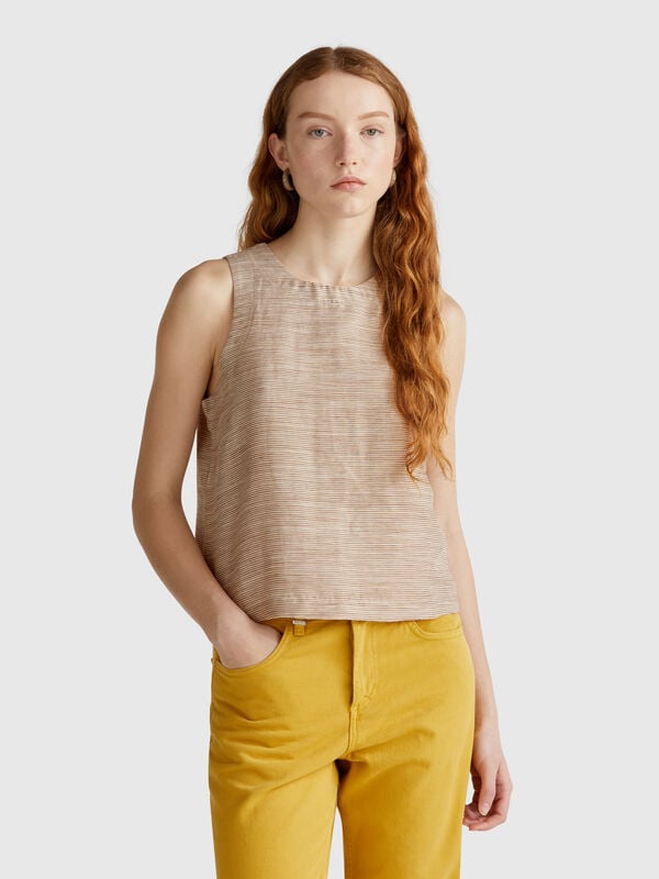 Blusa às riscas em mistura de linho Mulher