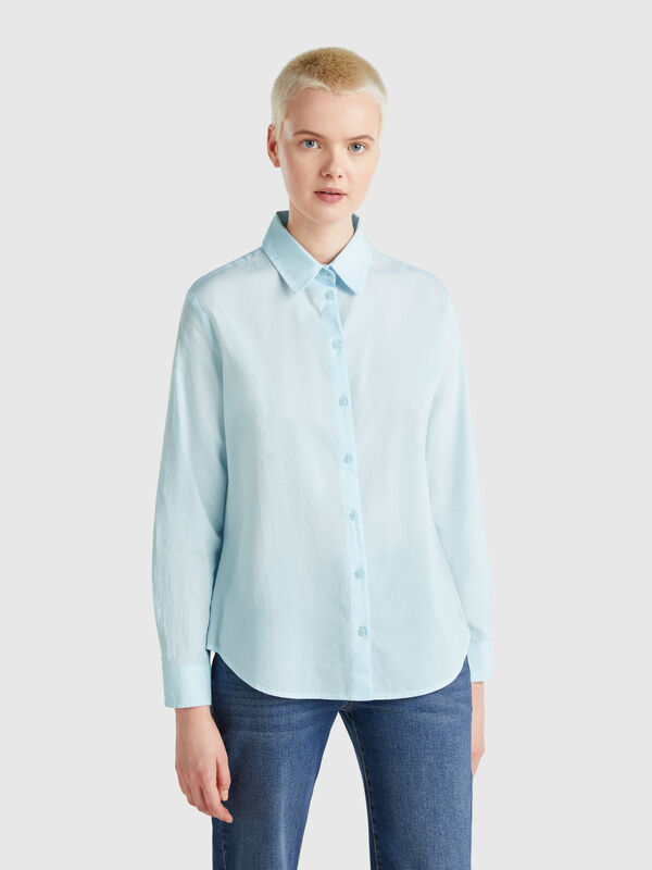 Camisa regular fit em algodão leve Mulher