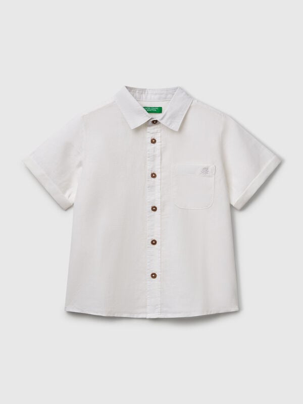 Camisa de manga curta em mistura de linho Menino