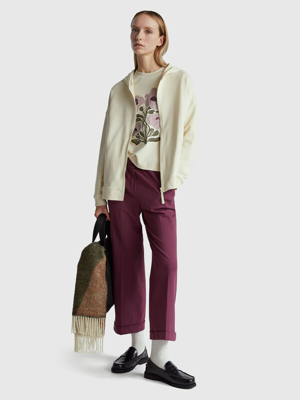 Casaco 100% algodão com fecho de correr e capuz Mulher