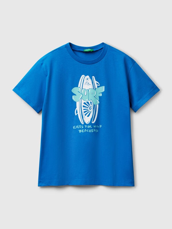 T-shirt com estampa fluorescente Menino