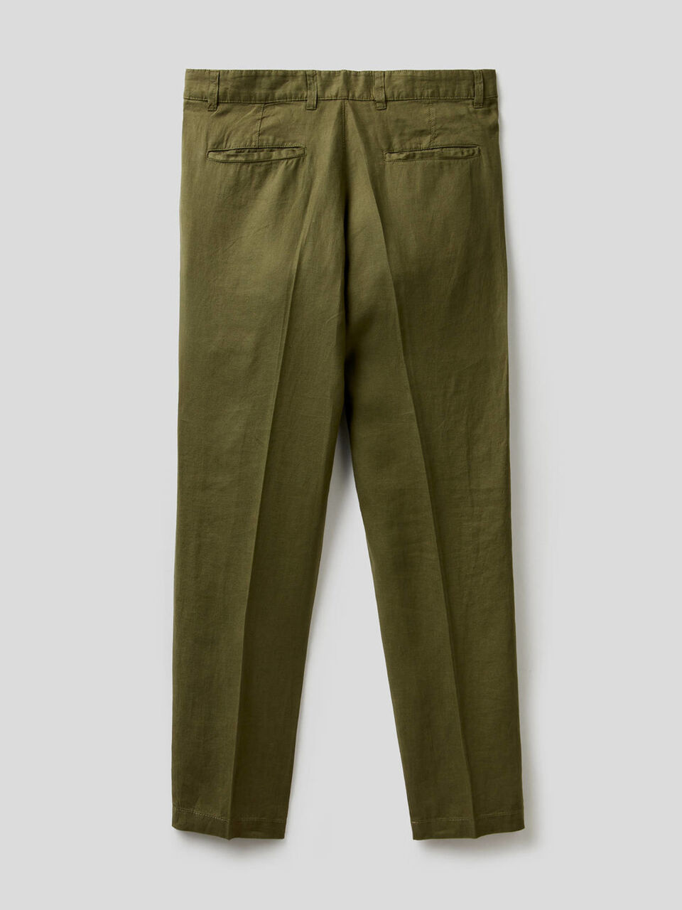 Chinos em puro linho image number 2
