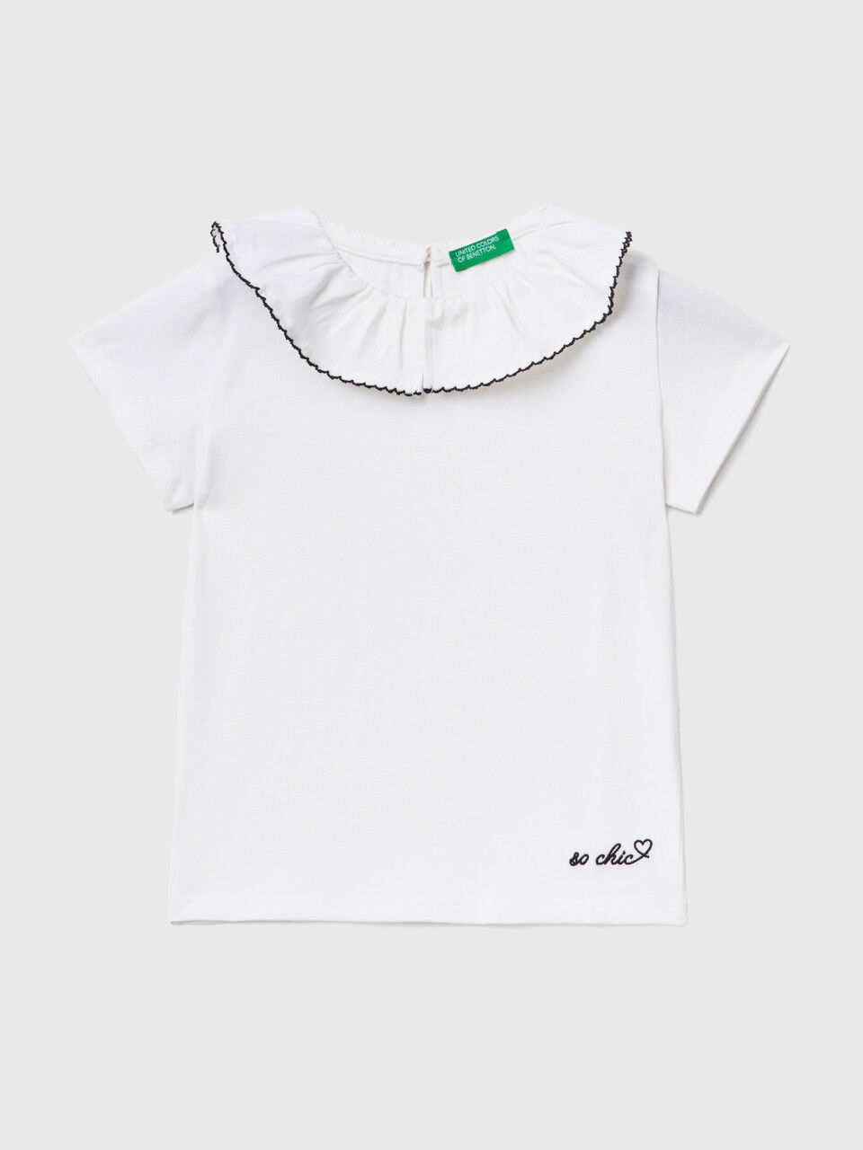 T-shirt com gola folho
