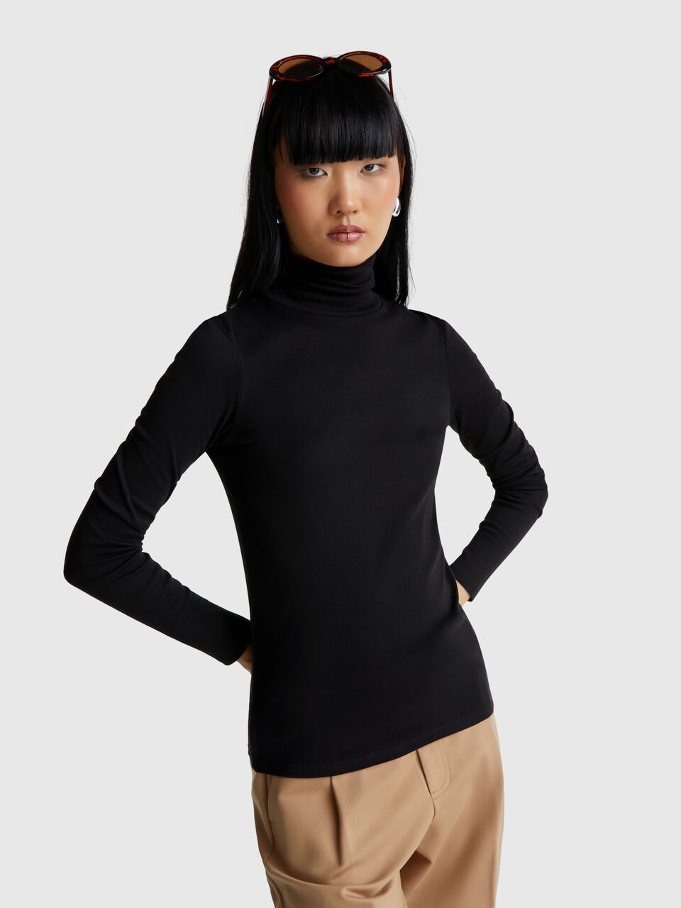 TURTLE NECK SWEATER Mulher image number null