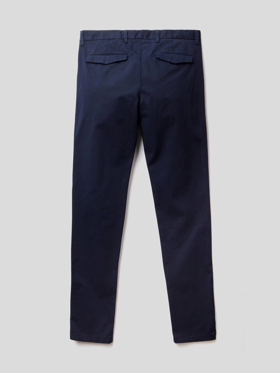 Chinos slim fit em algodão image number 2