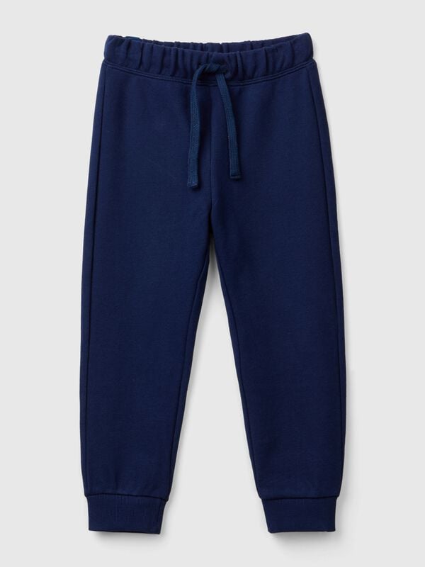 Joggers em felpo regular fit Menino