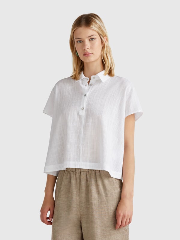 Camisa leve de manga curta Mulher