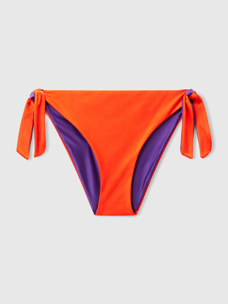 SWIMMING BRIEFS Mulher image number 1