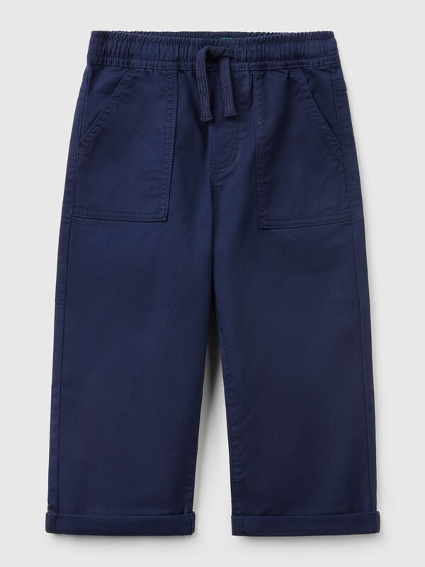 Joggers em algodão stretch com cordão de ajuste Menino