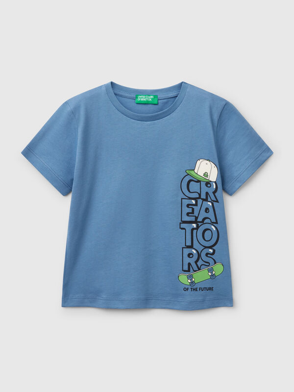 T-shirt em algodão com estampa Menino