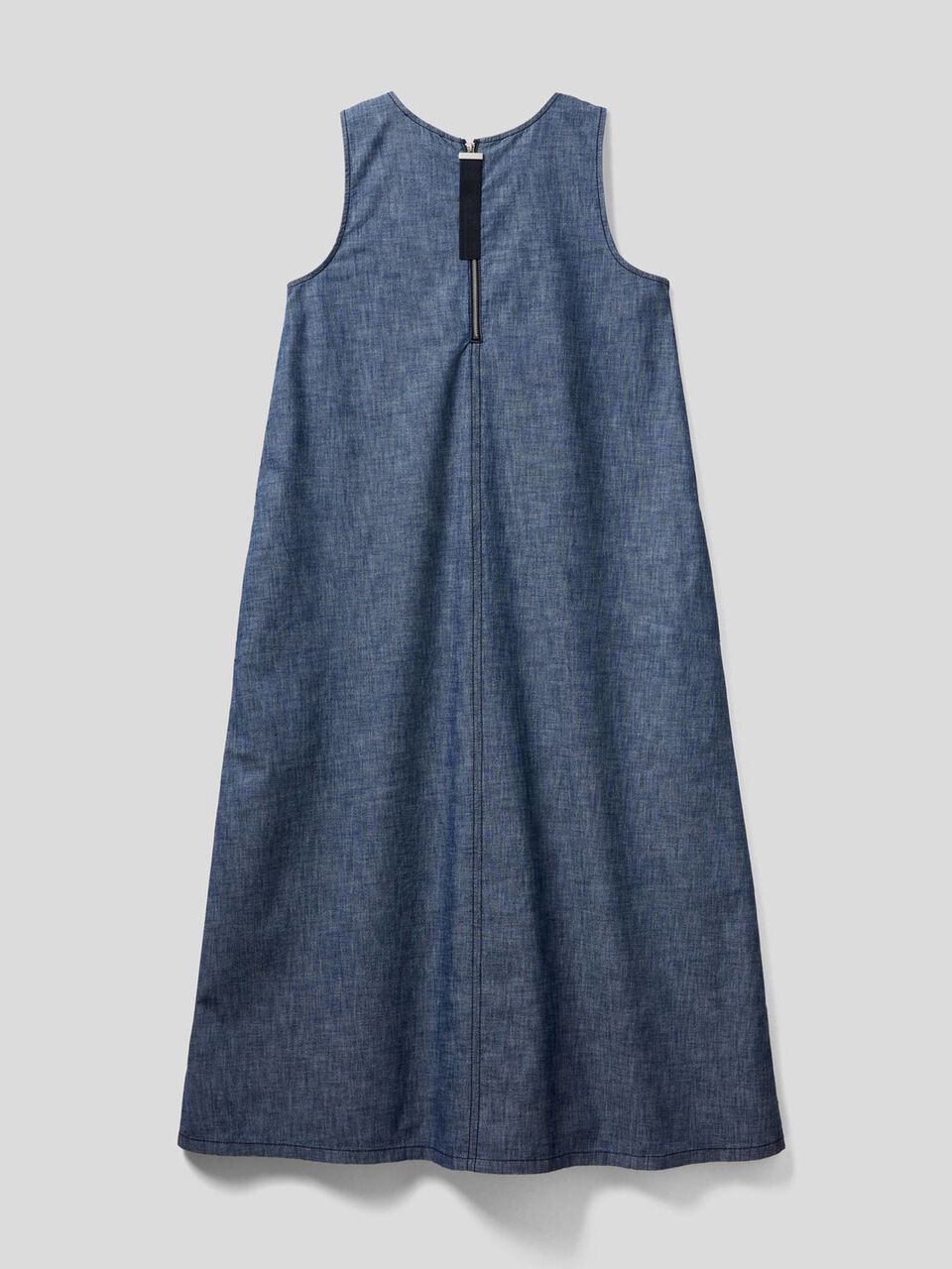 Maxi vestido sem mangas efeito jeans image number 2
