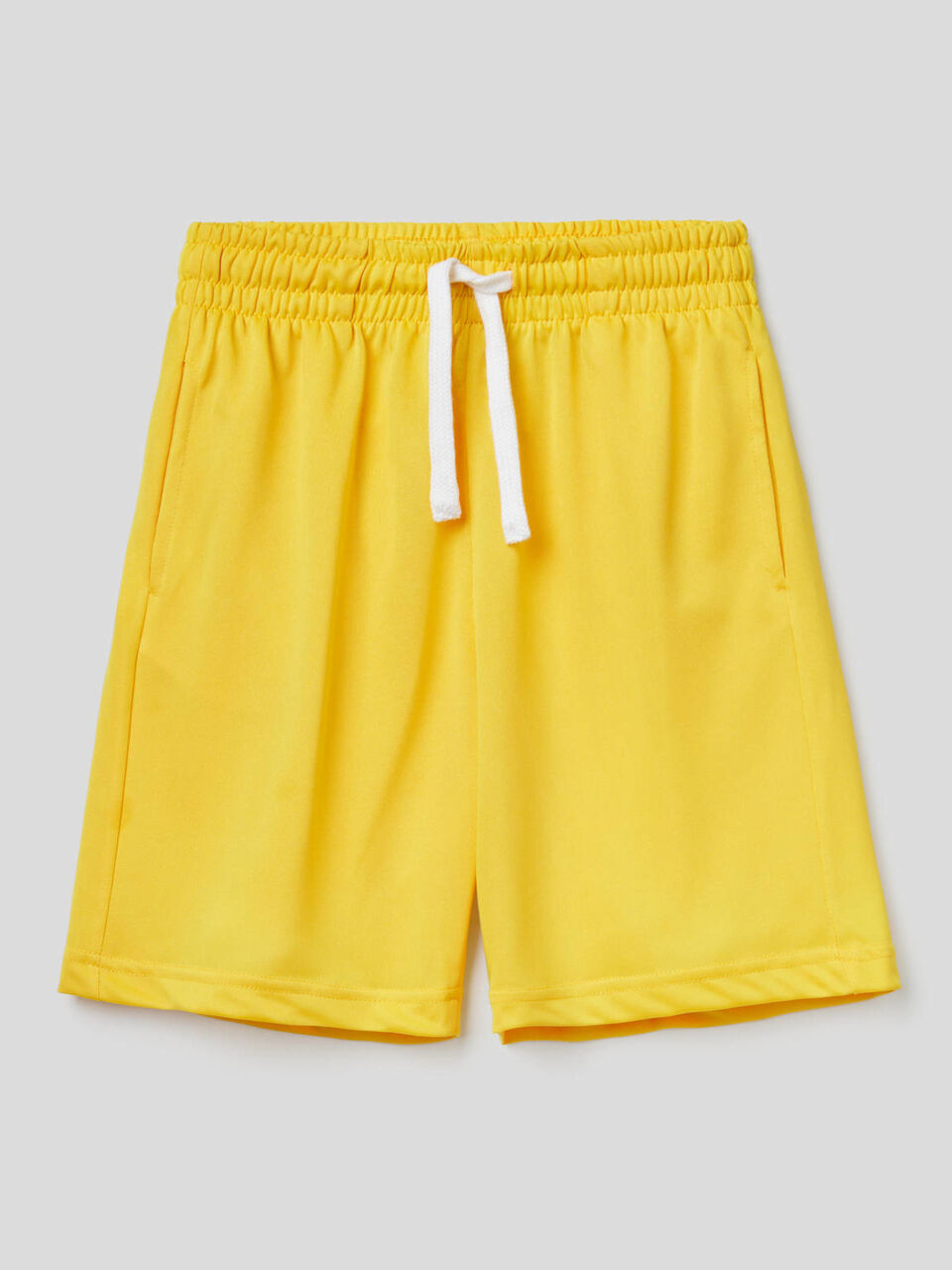 Bermudas com cordão de ajuste image number 1