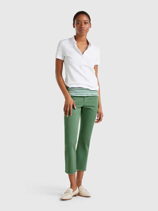 Calças cropped cinco bolsos Mulher