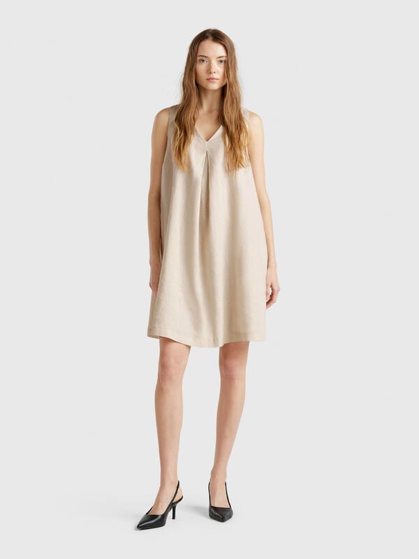 Vestido sem mangas em linho puro Mulher