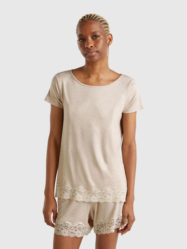 Camisola fluida com borda em renda Mulher