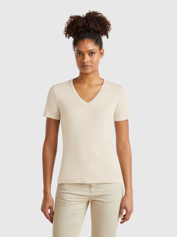 T-shirt em algodão puro com decote em V Mulher