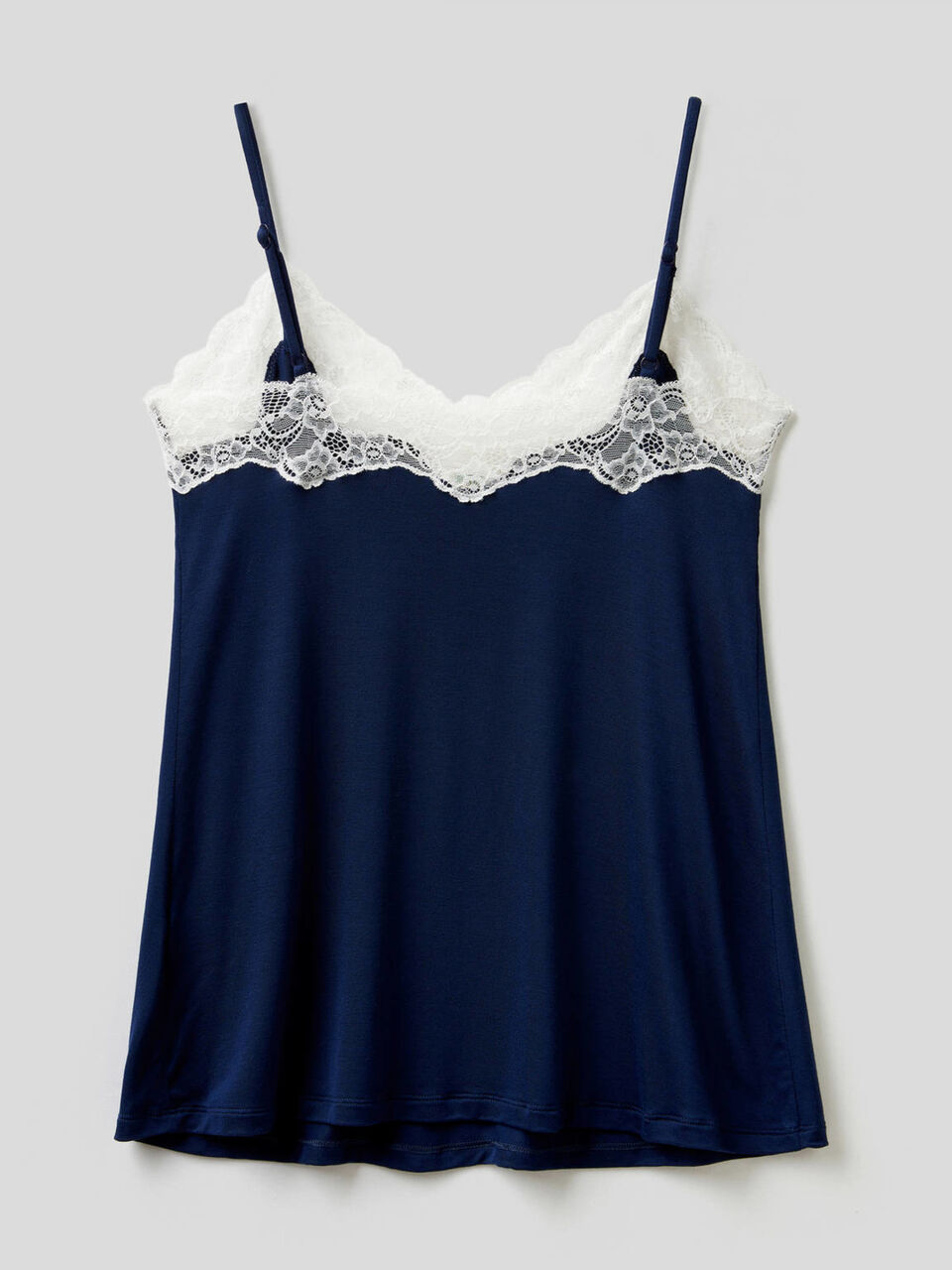 Top com renda image number 2