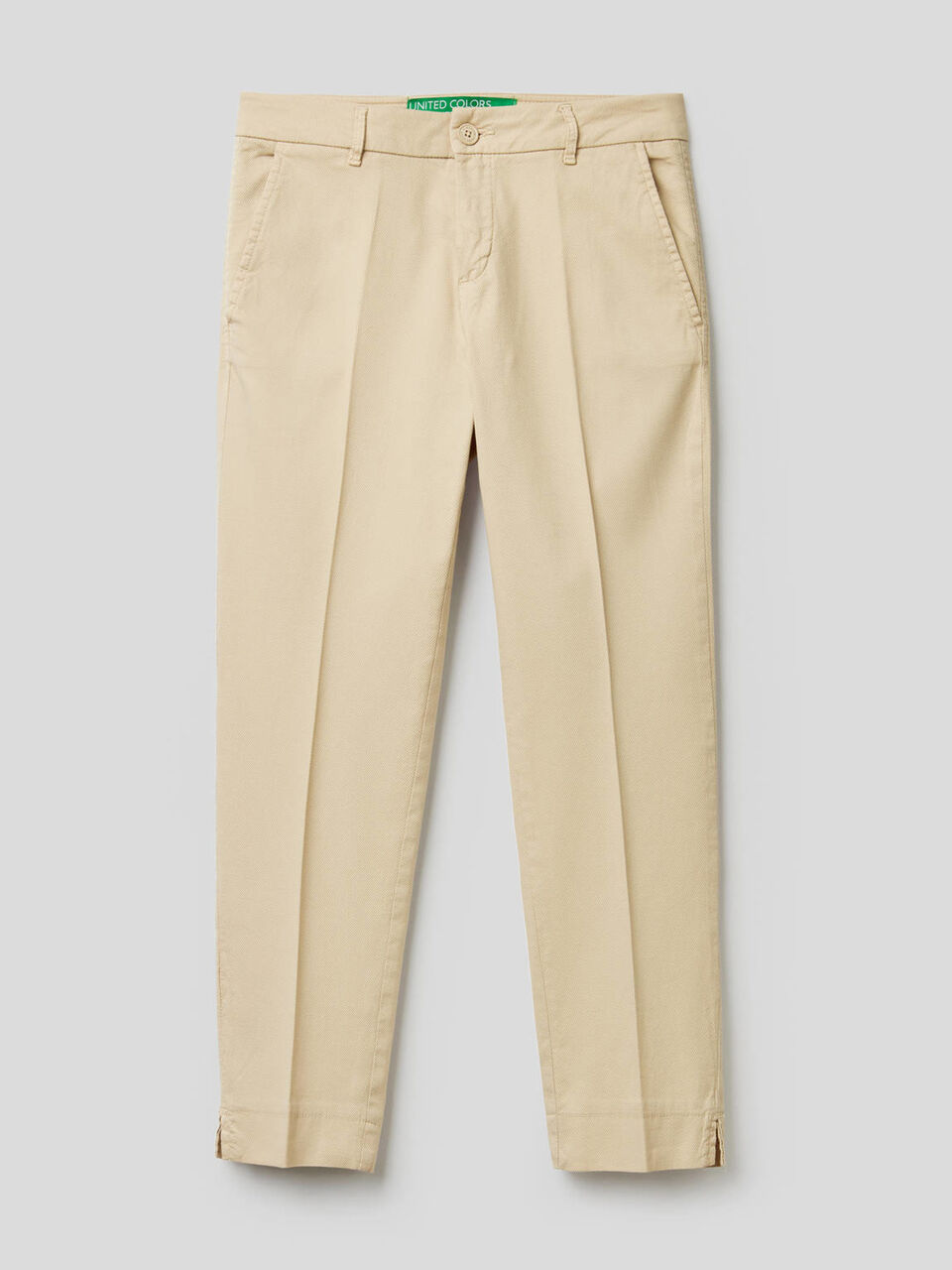 Chinos cropped em algodão stretch image number 1