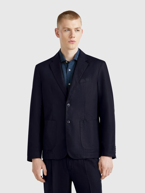 Blazer slim fit em mistura de viscose elástica. Homem