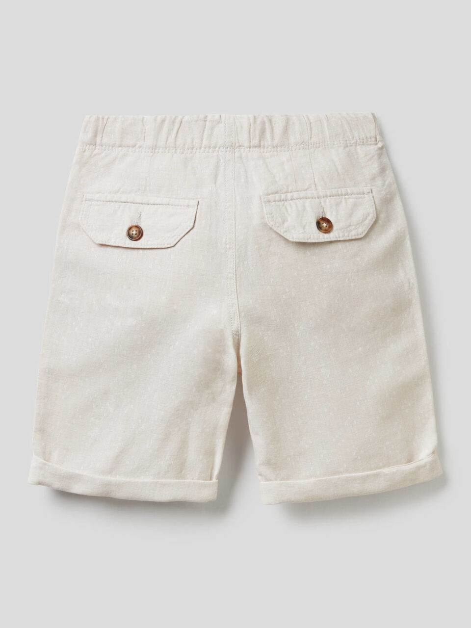 Bermudas em mescla de algodão e linho image number 2