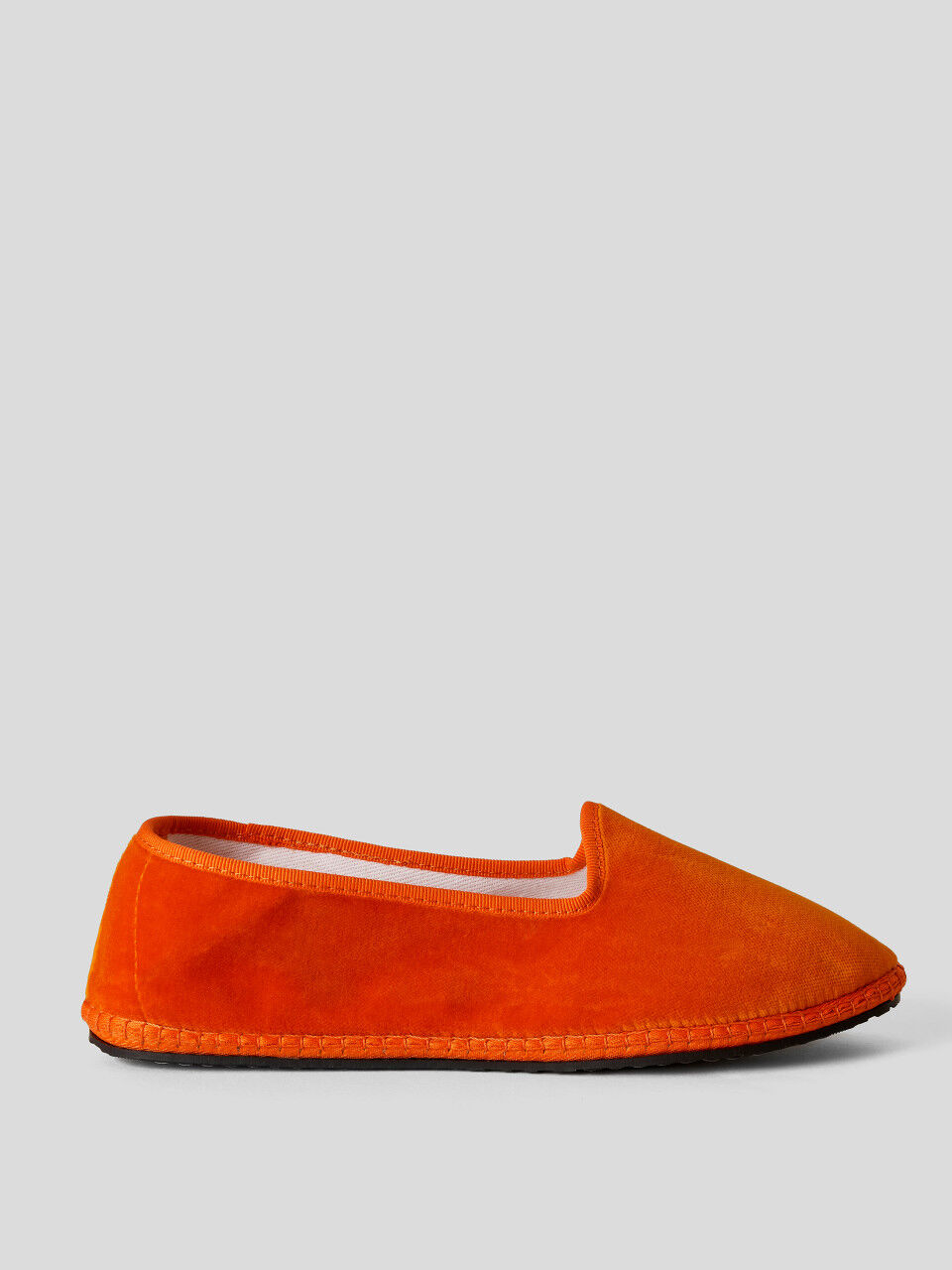 Sapatos Friulane laranja de veludo