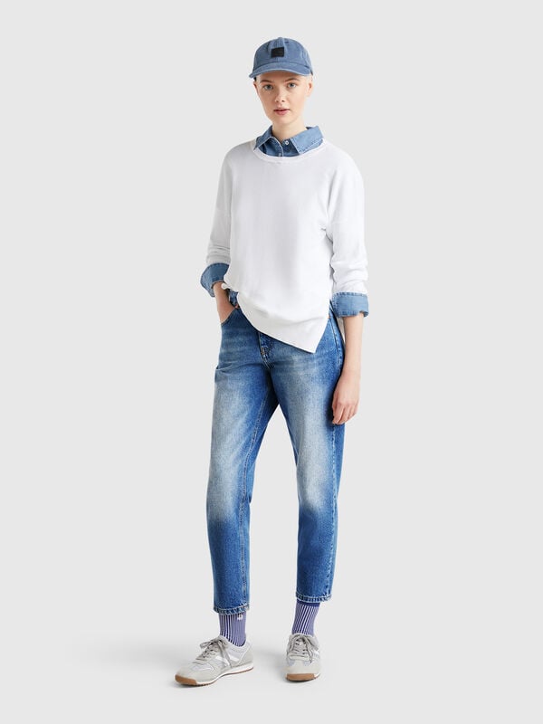 Calça jeans mom fit Mulher