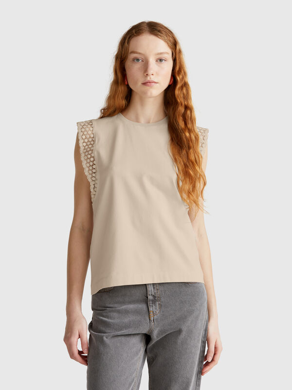 Top com con macramé Mulher