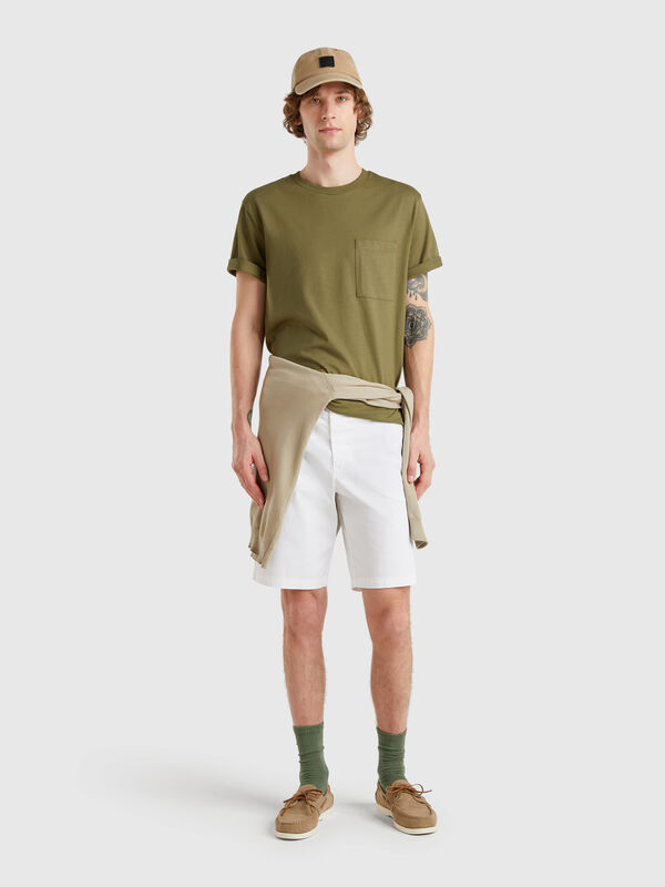 Bermudas chino em algodão stretch Homem