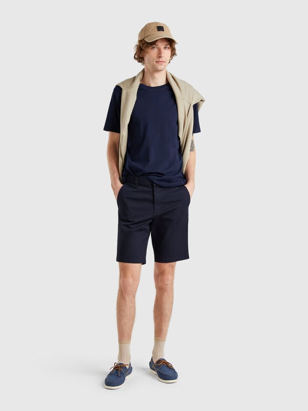 Bermudas chino em algodão stretch Homem